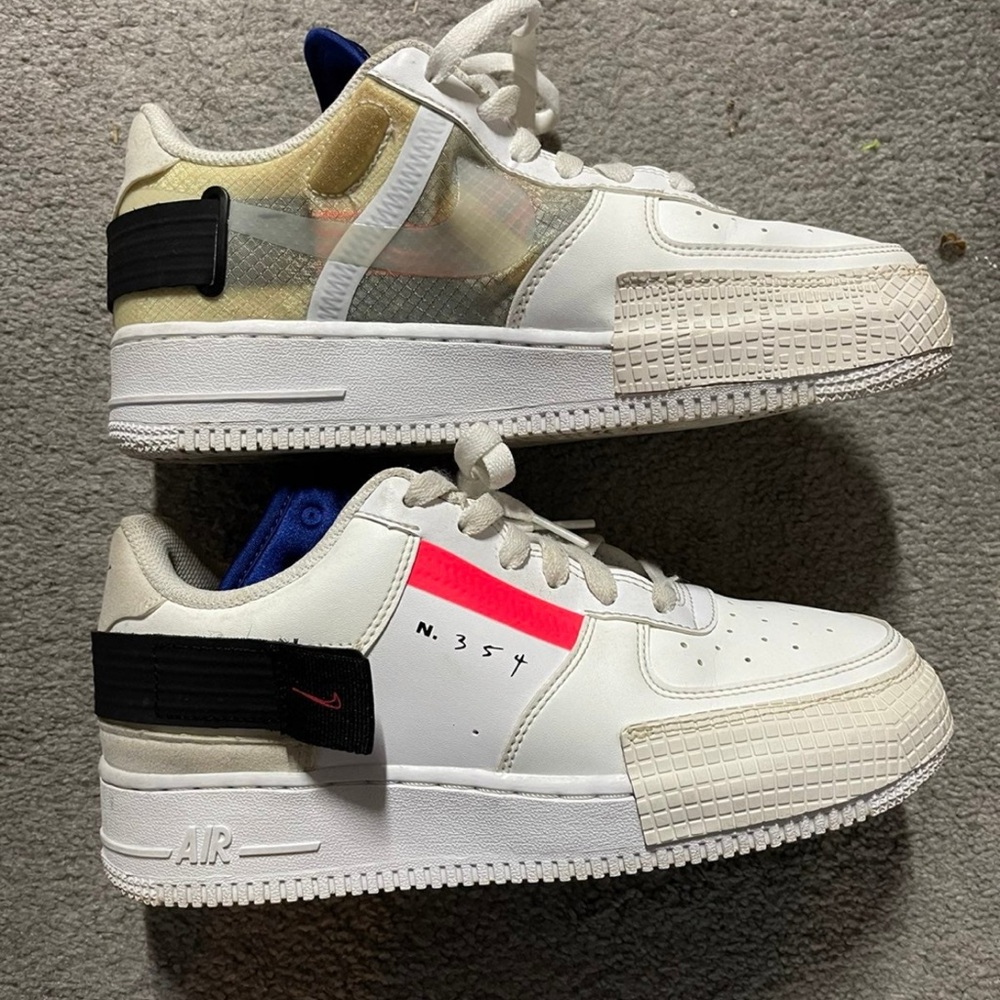 Nike White and Blue Sneakers